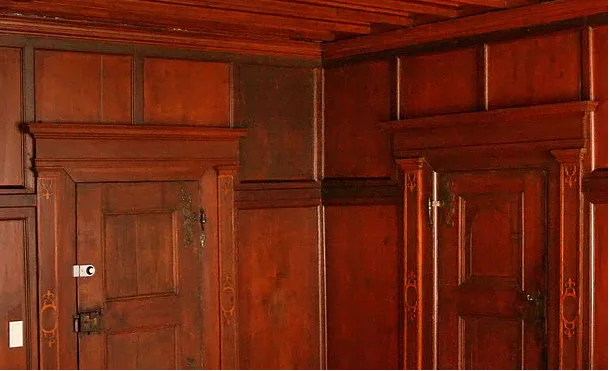 Historische Innentür in einem denkmalgeschützten Bürogebäude